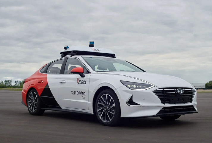 Беспилотный автомобиль от Яндекс и Hyundai