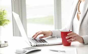 ИИ против Google: как чат-боты заменяют традиционный поиск