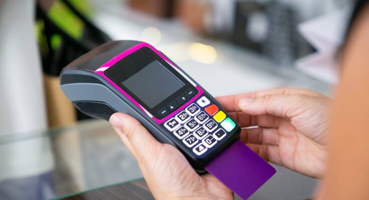 Ростелеком и Pay2Me анонсировали первый отечественный платежный терминал на ОС «Аврора»