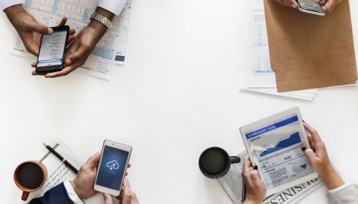 Рынок утечек данных в России: как боты-пробивщики создали дефицит информации