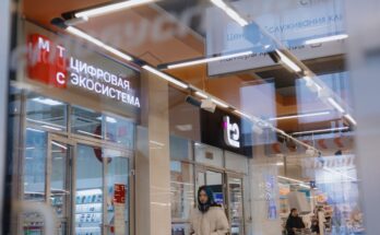 Т2 и МТС переходят от конкуренции к кооперации: операторы начали делиться торговыми площадями