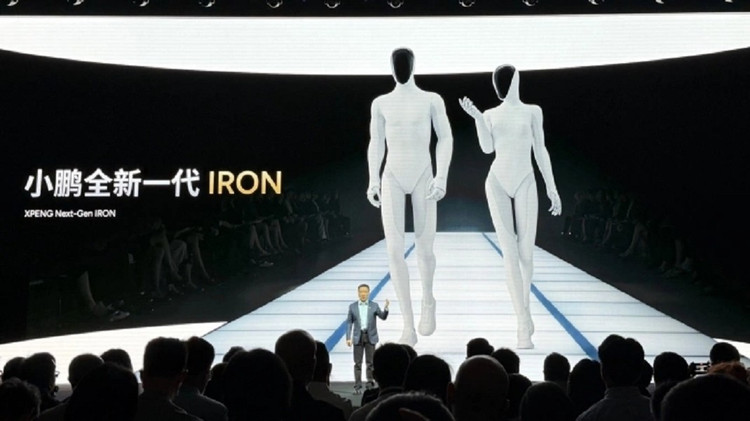 Анатомия прорыва: как китайский гуманоид IRON бросил вызов законам робототехники