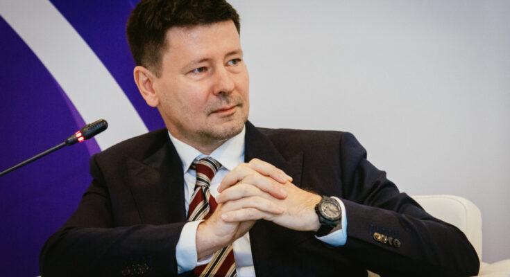 Бесшовный опыт как стратегия: что ждет нефтегаз в эпоху ИИ